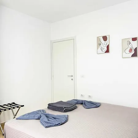 Apartment High 1186