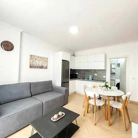 Apartment High 1186